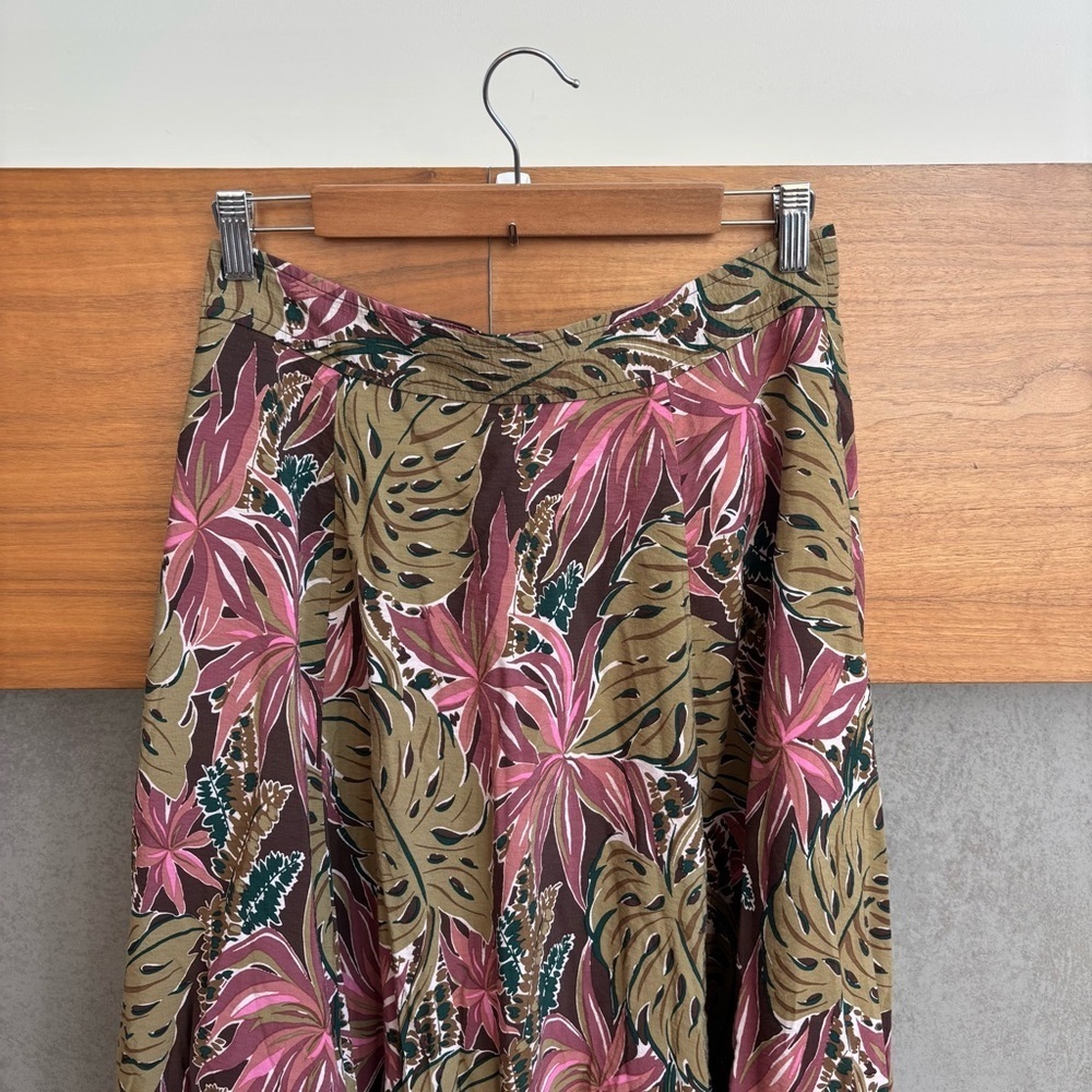 Madewell Crinkled Crepe Maxi Skirt in Brushstroke Monstera, Size 8 - Picture 5 of 14